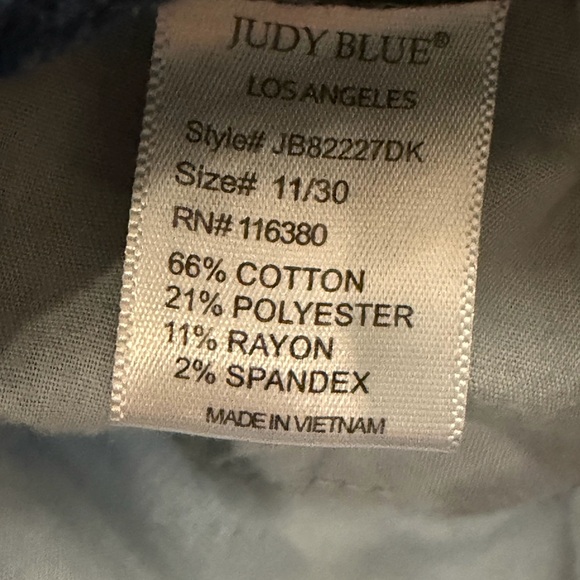 Judy Blue Dark Wash Ankle Jeans - Picture 5 of 6